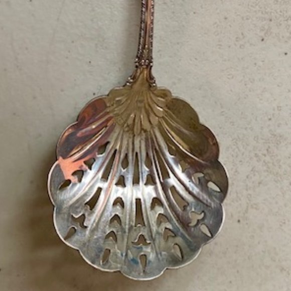 Gorham "English Gadroon" Sterling BonBon Server - Picture 4 of 4